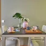 Apartment Lugaris Rambla Barcelona