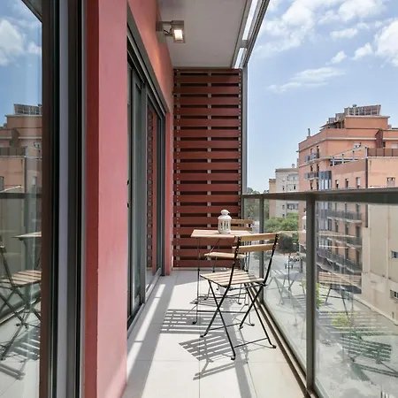 Lugaris Rambla Apartment