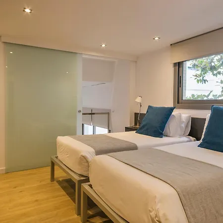 Lugaris Rambla Apartment *
