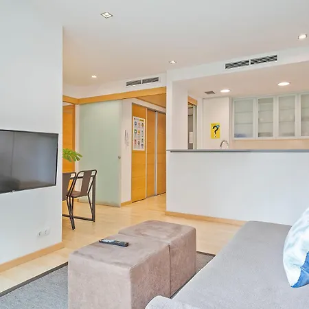 Lugaris Rambla Apartment *